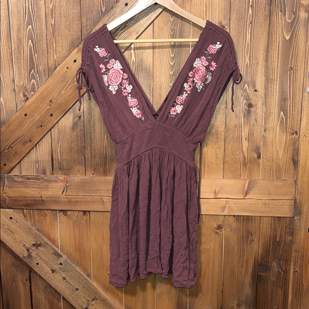 FOREVER 21 CHOCOLATE BROWN DEEP V EMBROIDERED PEASANT STYLE MINI DRESS SIZE L